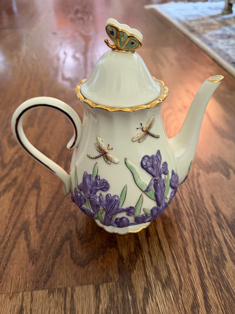 Lenox White Porcelain Springtime Splendor Teapot with Purple Iris and Gold Trim